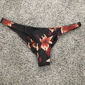 STN FX SWM cheeky bottom sizeL